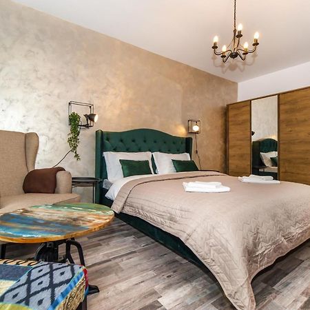 Apartament Smarald ブラショフ エクステリア 写真