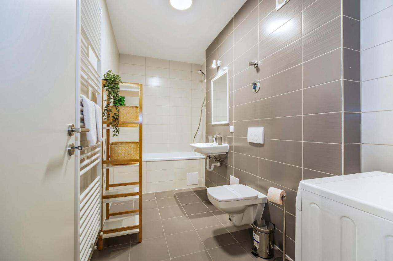 Apartament Smarald ブラショフ エクステリア 写真