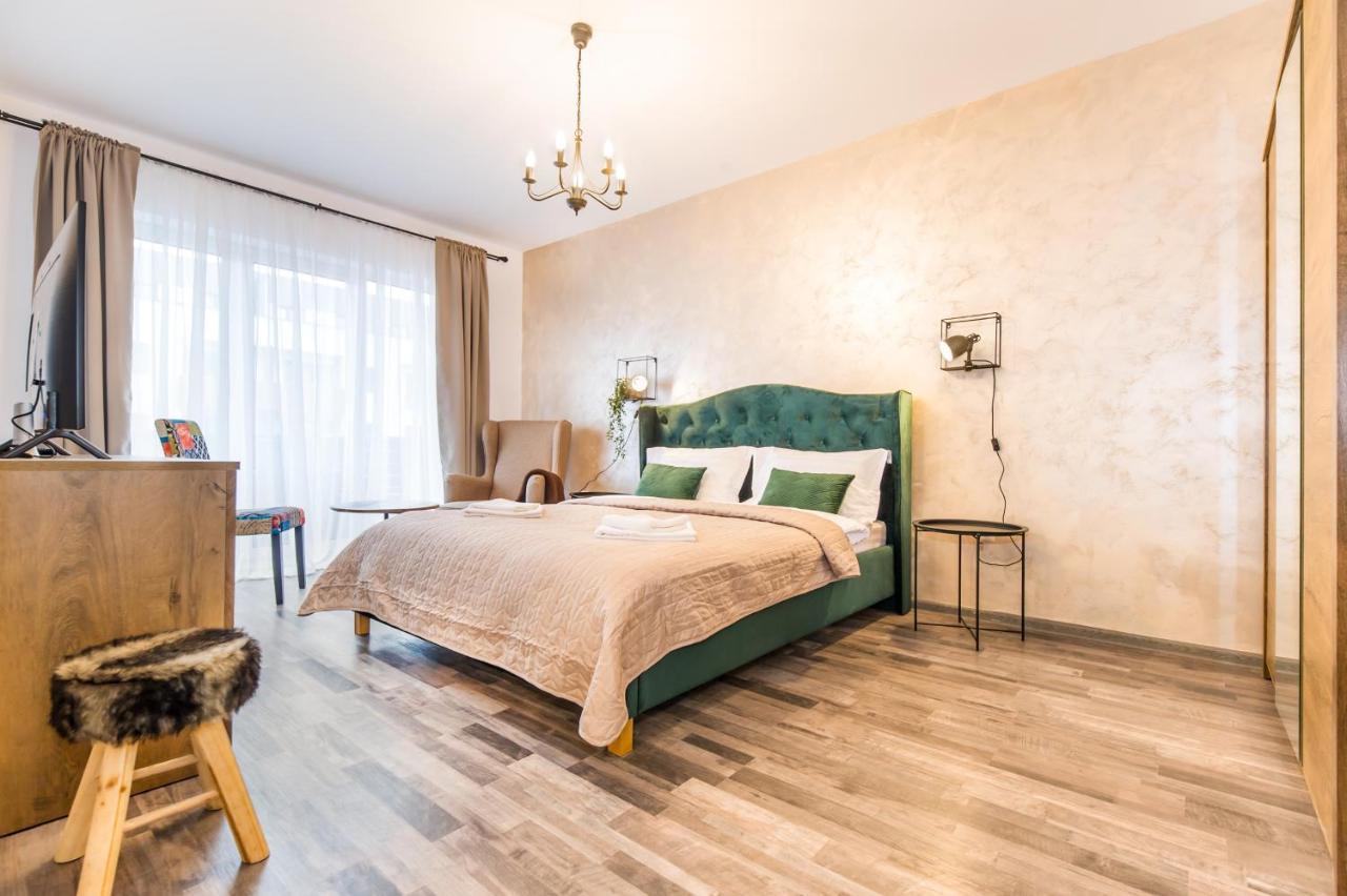 Apartament Smarald ブラショフ エクステリア 写真